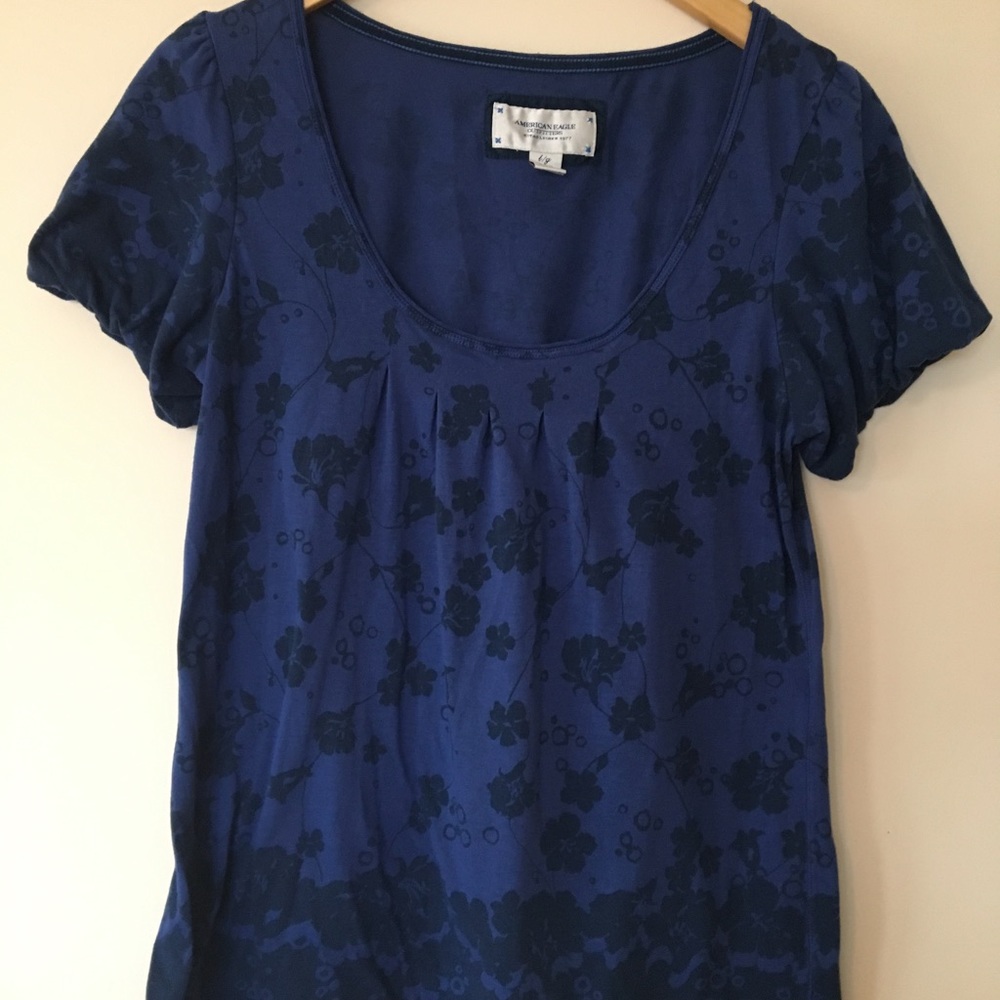 American Eagle blue bubble sleeve top, size L